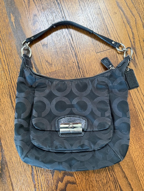 B40 Coach Women’s Black Signature C Hobo Shoulder Bag with Silver Hardware